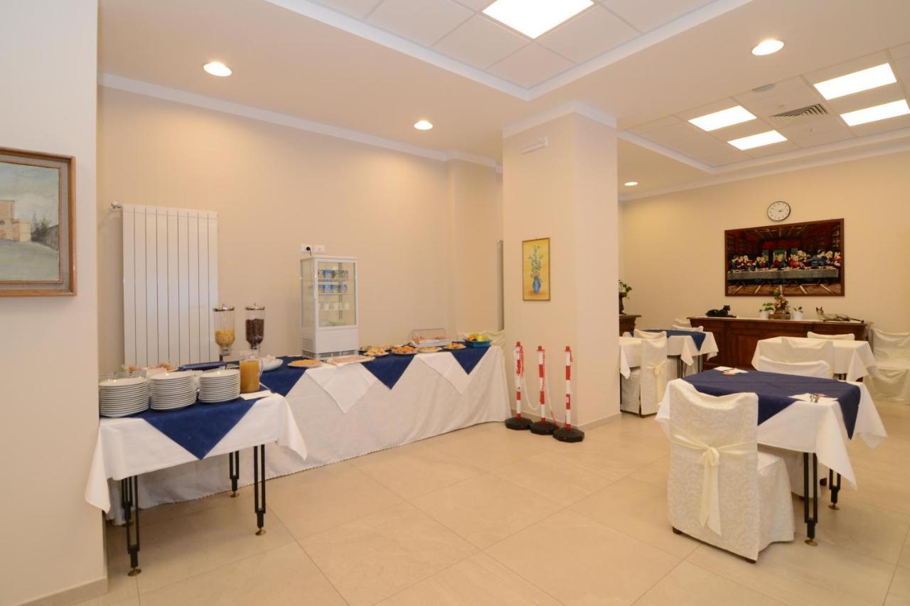 مبيت وإفطار LʼAquila Casa Ospitalita San Giuseppe المظهر الخارجي الصورة